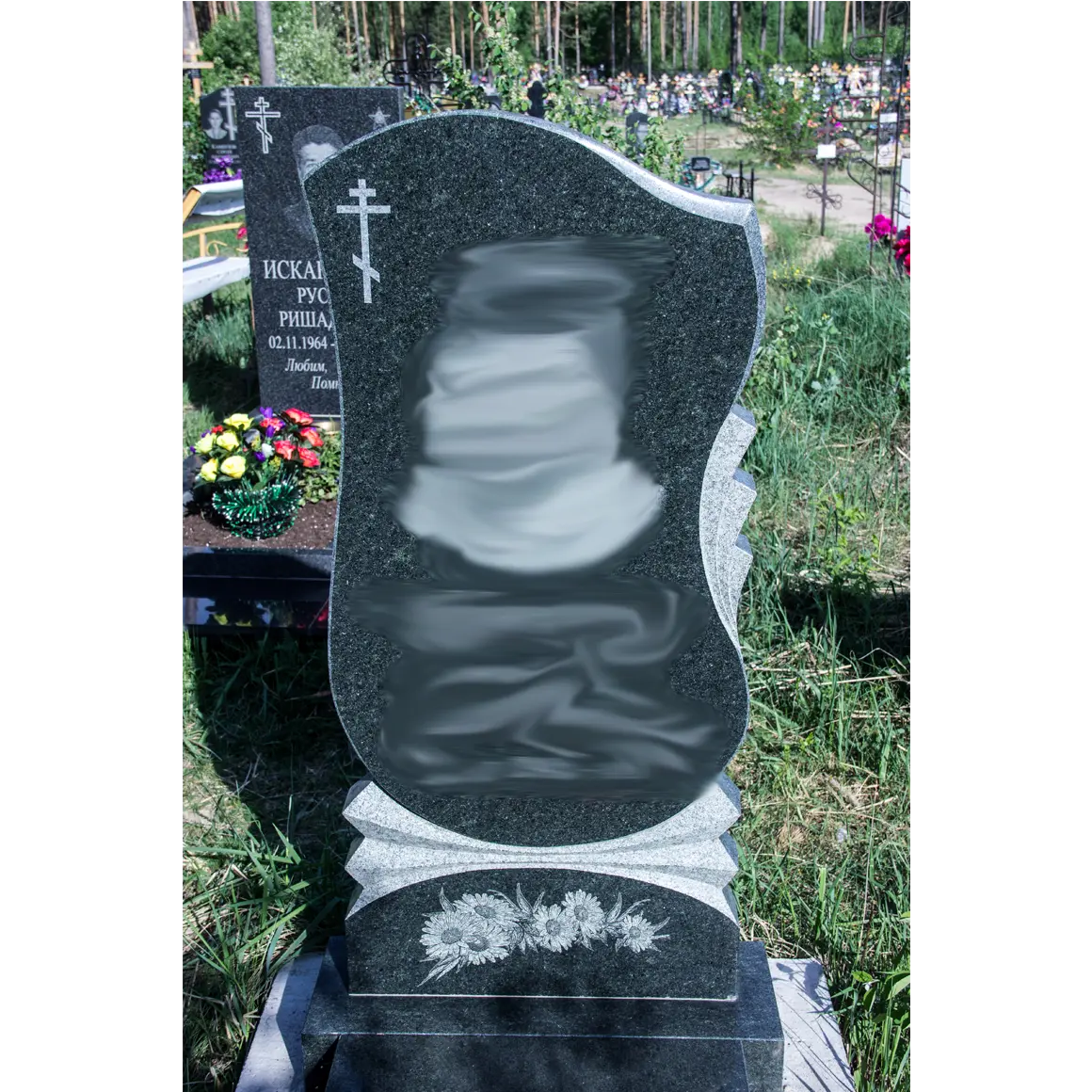 Памятник на могилу из гранита ГД-75