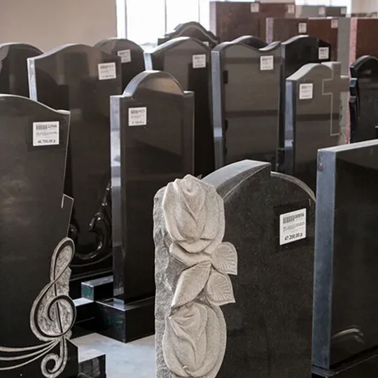 Хранение памятников бесплатно