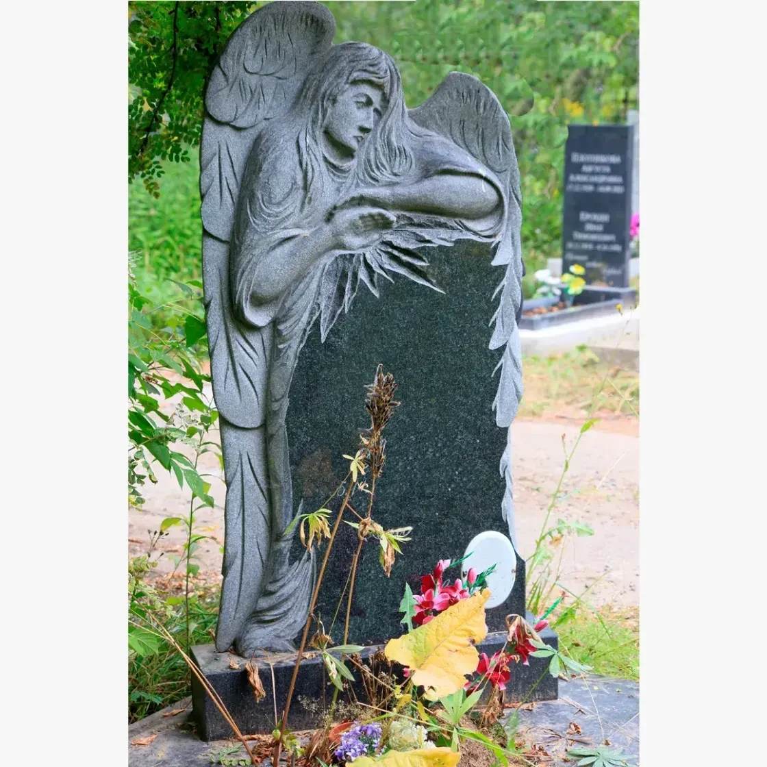 Памятник на могилу из гранита ГД-71