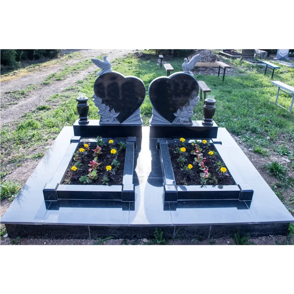 Памятник на могилу ГД-43