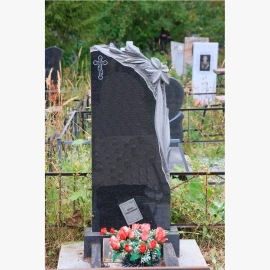 Памятник на могилу из гранита ГР-115