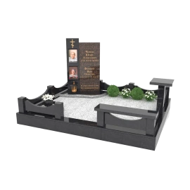 Мемориальный комплекс из гранита 180