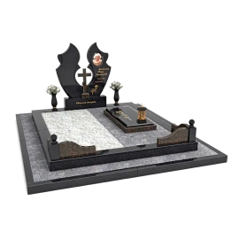 Мемориальный комплекс из гранита 47