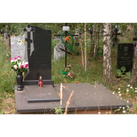 Памятник на могилу из гранита ГР-100