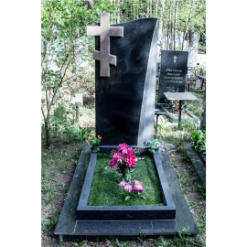 Памятник на могилу из гранита ГП-16
