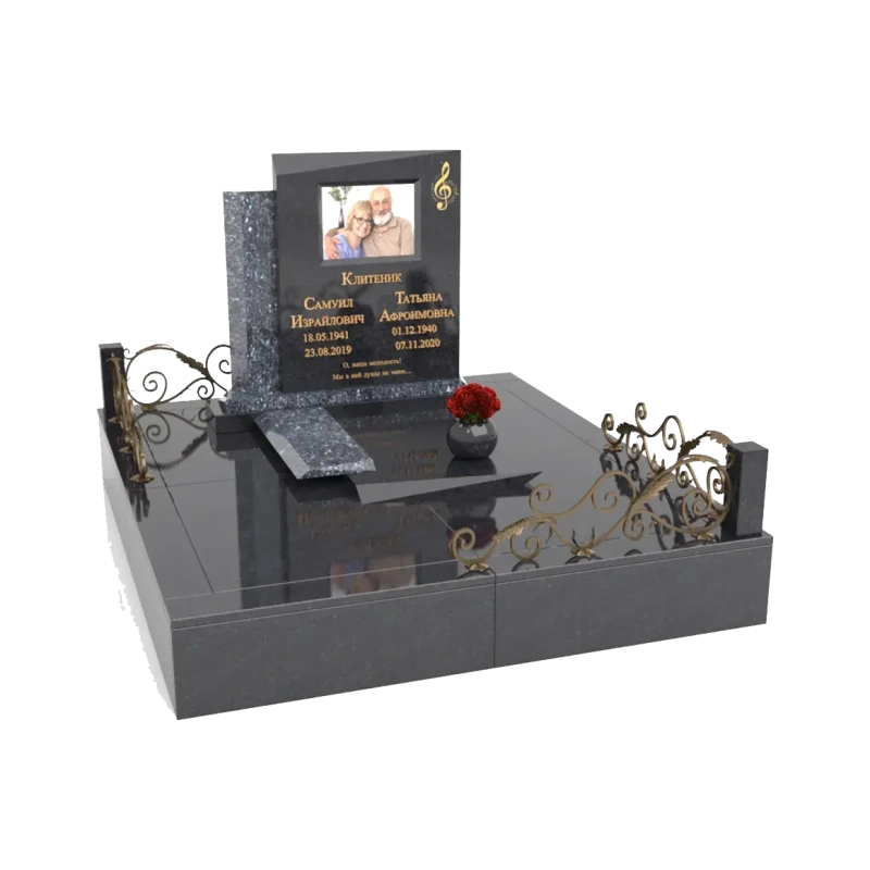 Мемориальный комплекс из гранита 1