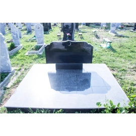 Памятник на могилу ГС-52