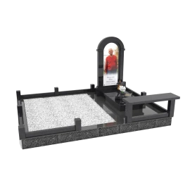 Мемориальный комплекс из гранита 3