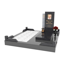 Мемориальный комплекс из гранита 17