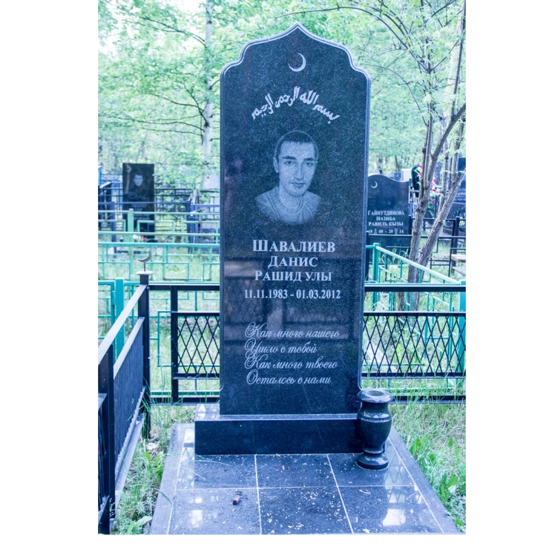 Памятник на могилу ГП-12