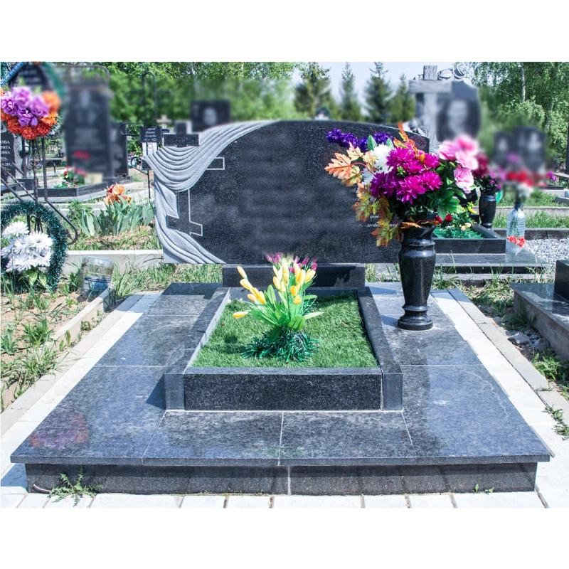 Ваза на могилу 9